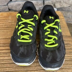 Boys Under Amour  Sneakers Black Camouflage With Neon Yellow Trim kids Size 13K